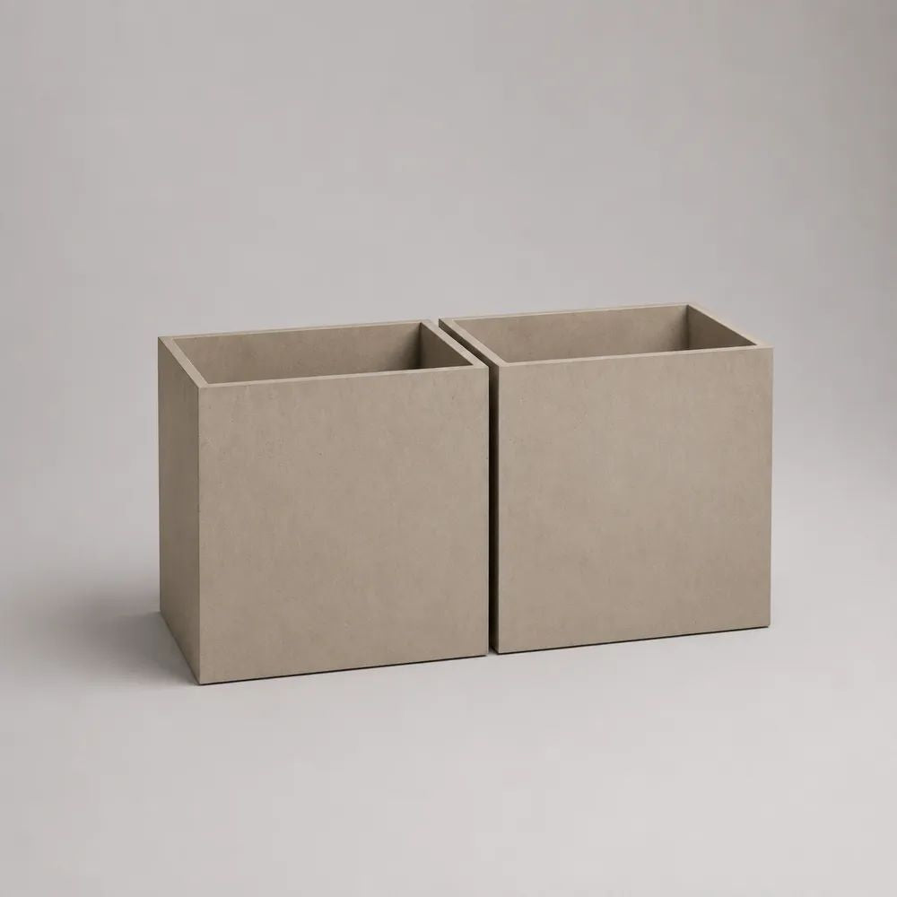Set di 2 fioriere quadrate beige in cemento rinforzato con fibra di vetro, 40 × 40 × 40 cm