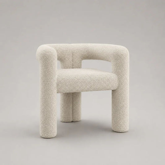 Poltrona imbottita bianco crema in tessuto bouclé, forma arrotondata, 70 × 65 × 73 cm